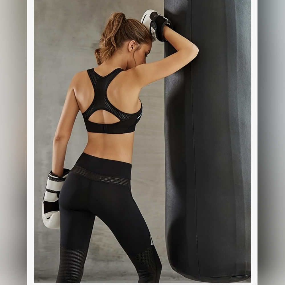 Yvette BNWT Racerback High Impact Sportsbra - L/XL